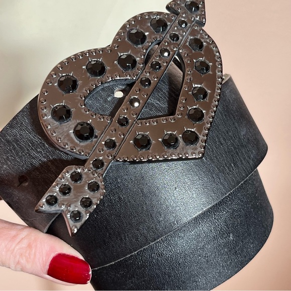 Betsey Johnson 1990 Y2K Vintage Black Leather Studded Goth Victorian Heart Belt - Picture 8 of 17